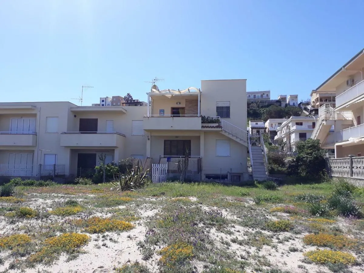 Castellammare Holiday 阿尔卡莫马里纳 公寓